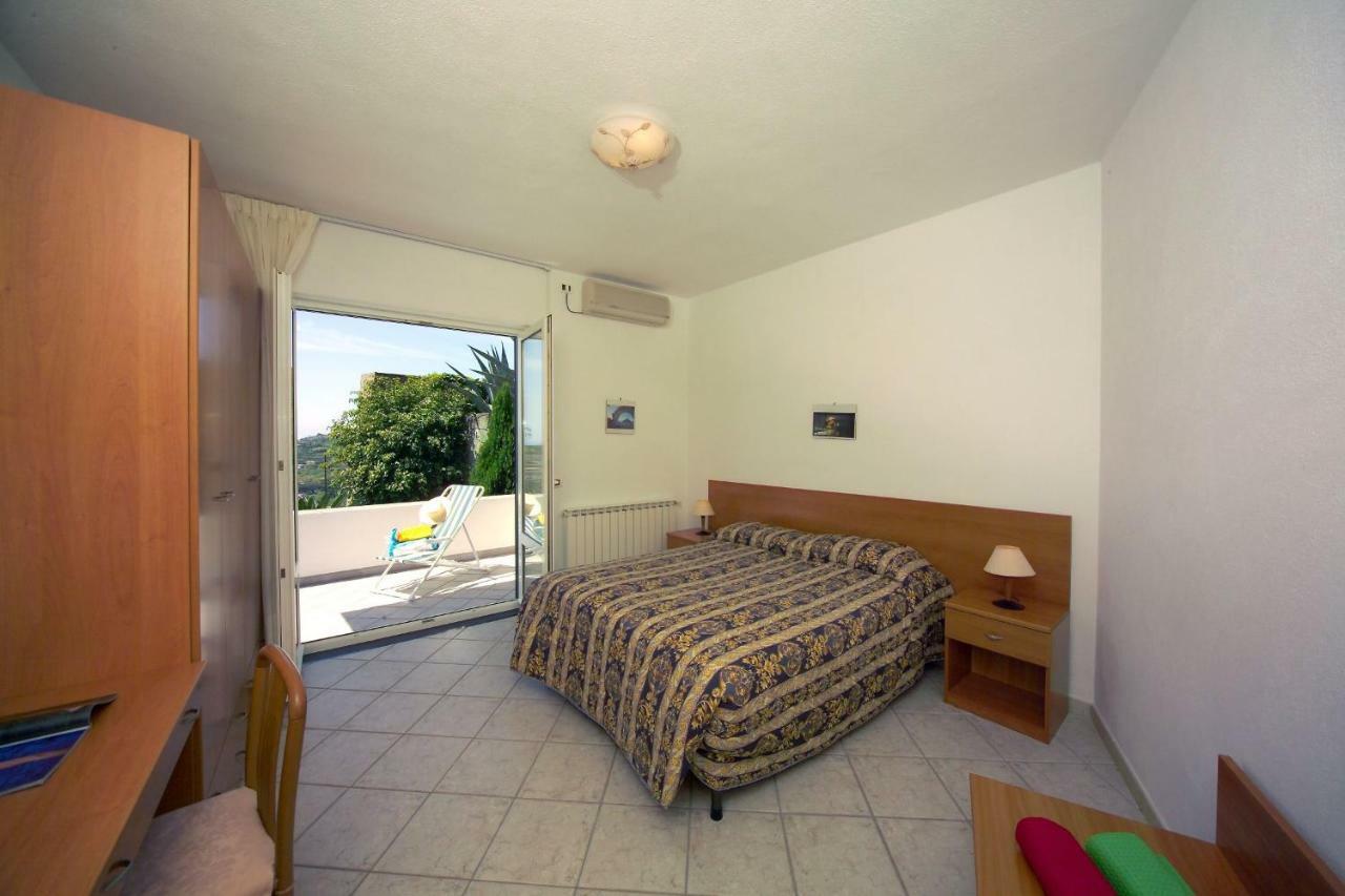 דירות Forio di Ischia Casa Ischitana מראה חיצוני תמונה