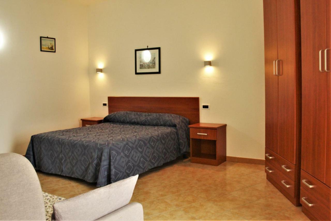 דירות Forio di Ischia Casa Ischitana מראה חיצוני תמונה